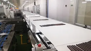 Ligne automatique d’emballage de gaufrettes et de chocolat