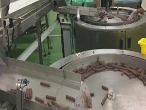 Ligne d’emballage automatique avec double bol vibrant